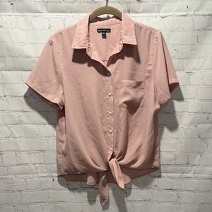 J. Crew Blush Pink Short-Sleeve Tie-Front Button-Down Shirt Woman’s Size Medium